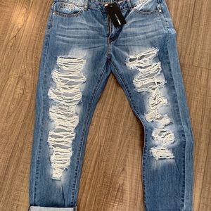 distressed end jeans
